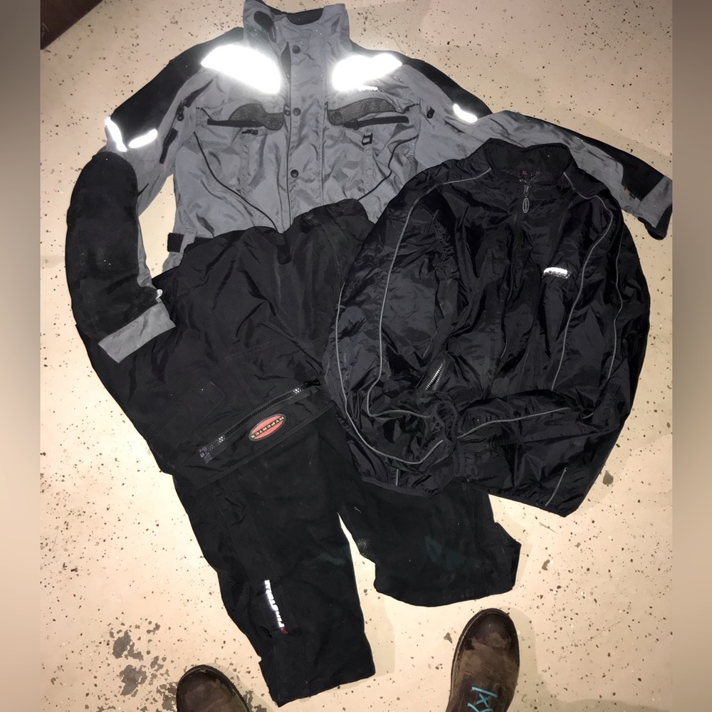 Huge Deal!Motorcycle Rain Riding Gear! If you ride please look! 🏍